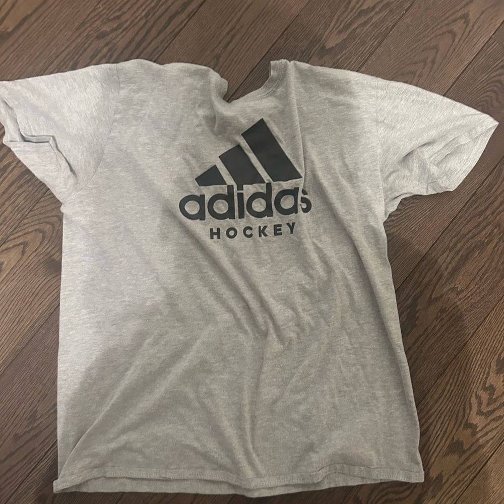 Adidas tshirt